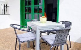 Apartamento De La Playa II